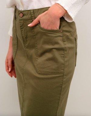 CR - Ann lichen green skirt