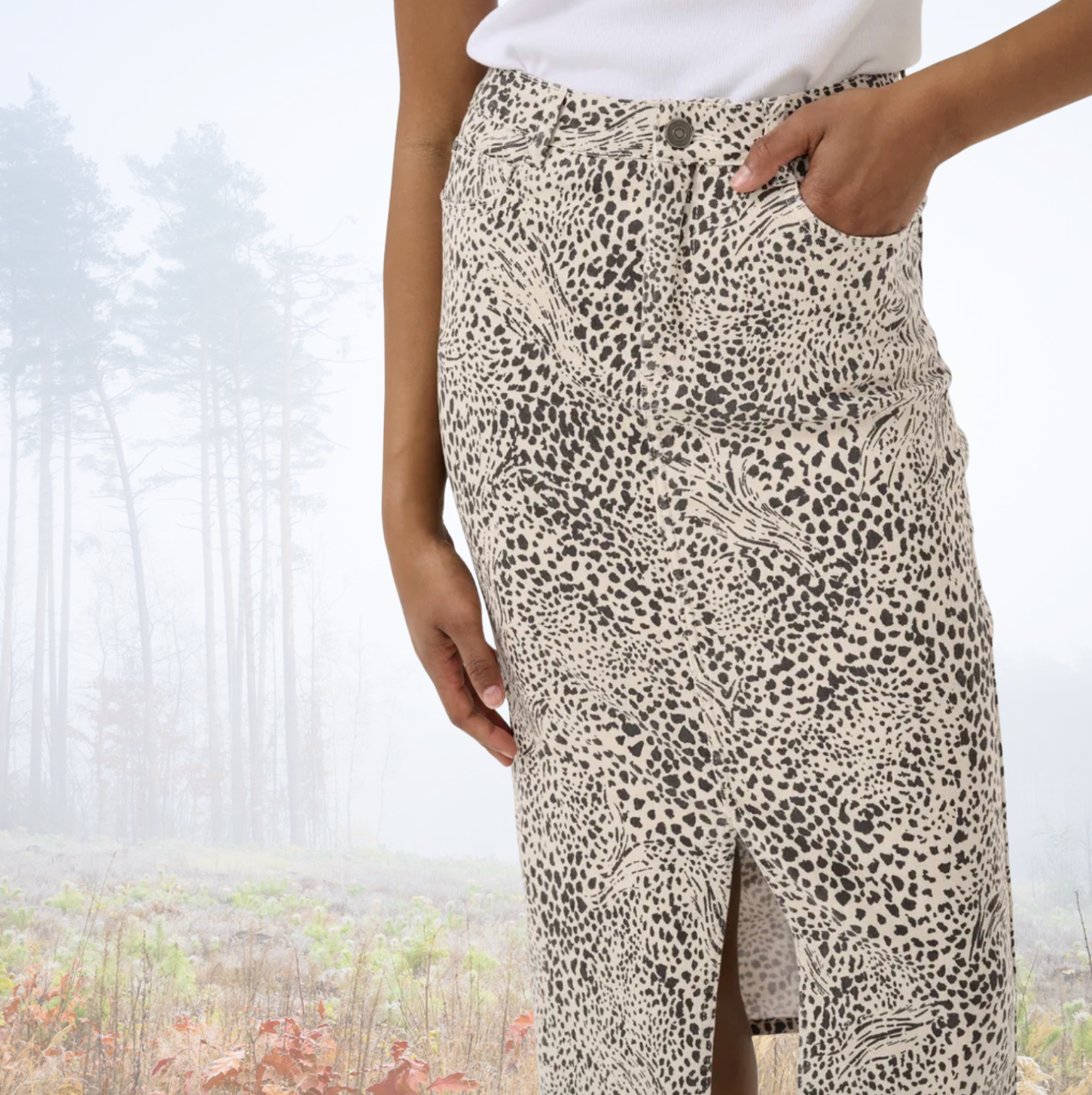 KA - Lisa skirt - leopard denim