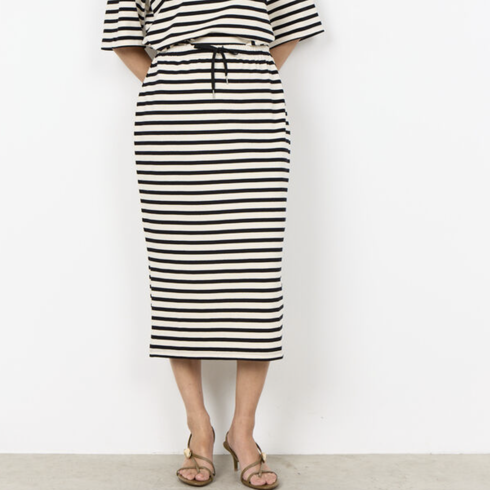 SC - Fidelia skirt - black stripe
