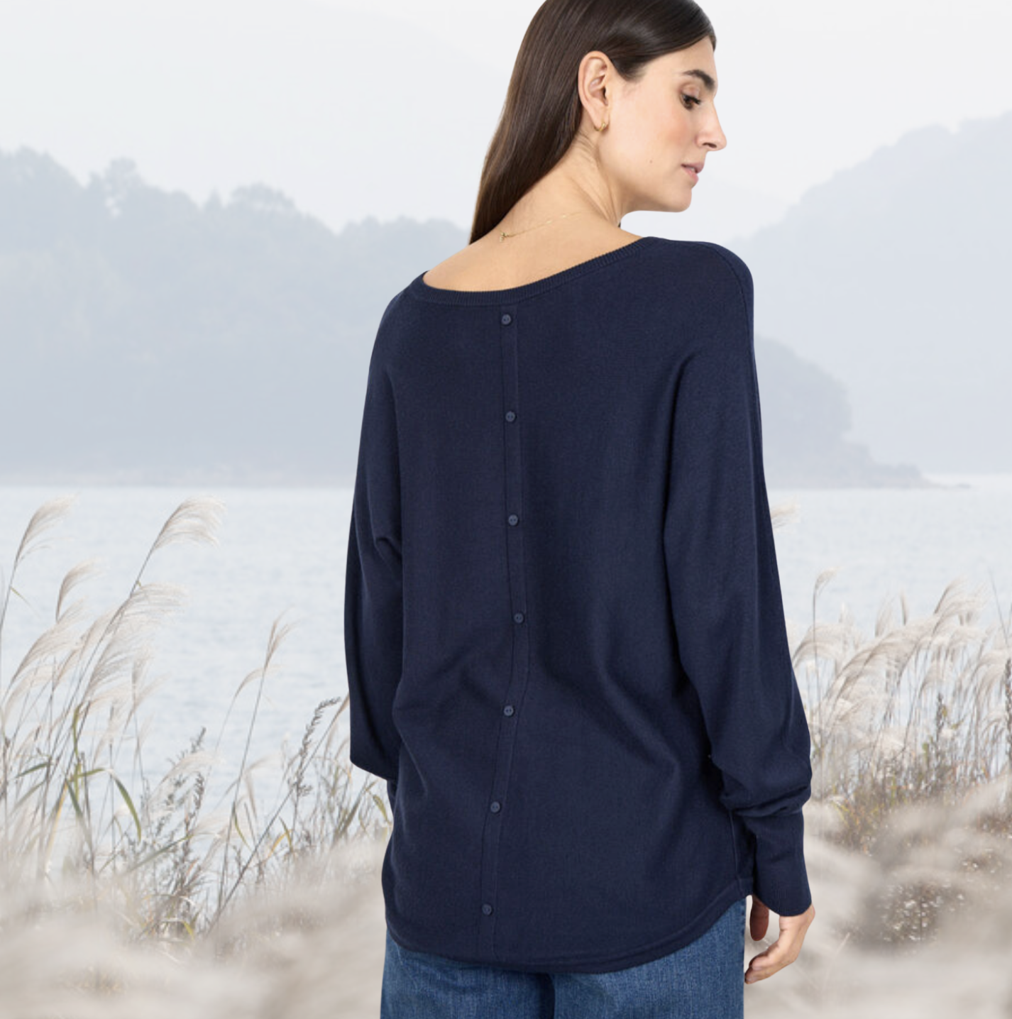 SC - Dollie button-back sweater - navy