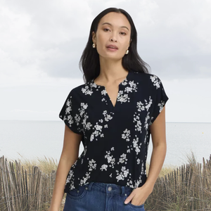 FR - Vera v-neck top - navy scatter floral