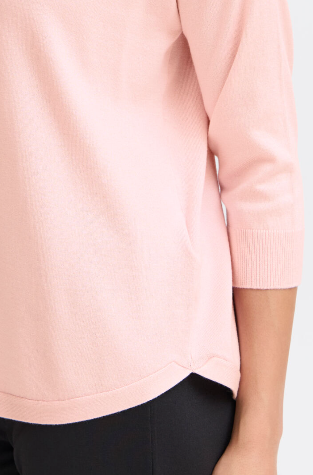 FR - Curved hem pullover - soft pink