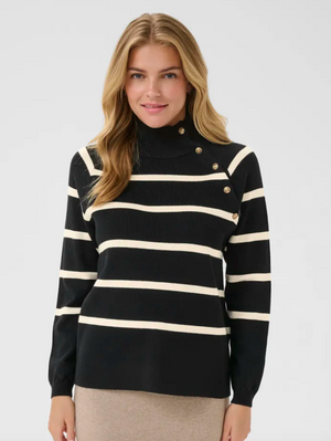 CR - Dela button pullover